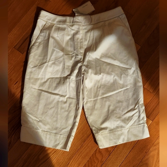 NEW DEADSTOCK VINTAGE NIKE PERFORMANCE GOLF CAPRIS SHORTS SZ6 WHITE WITH TAGS! - Picture 3 of 16